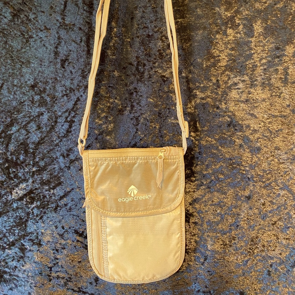 Eagle Creek Travel Wallet Khaki